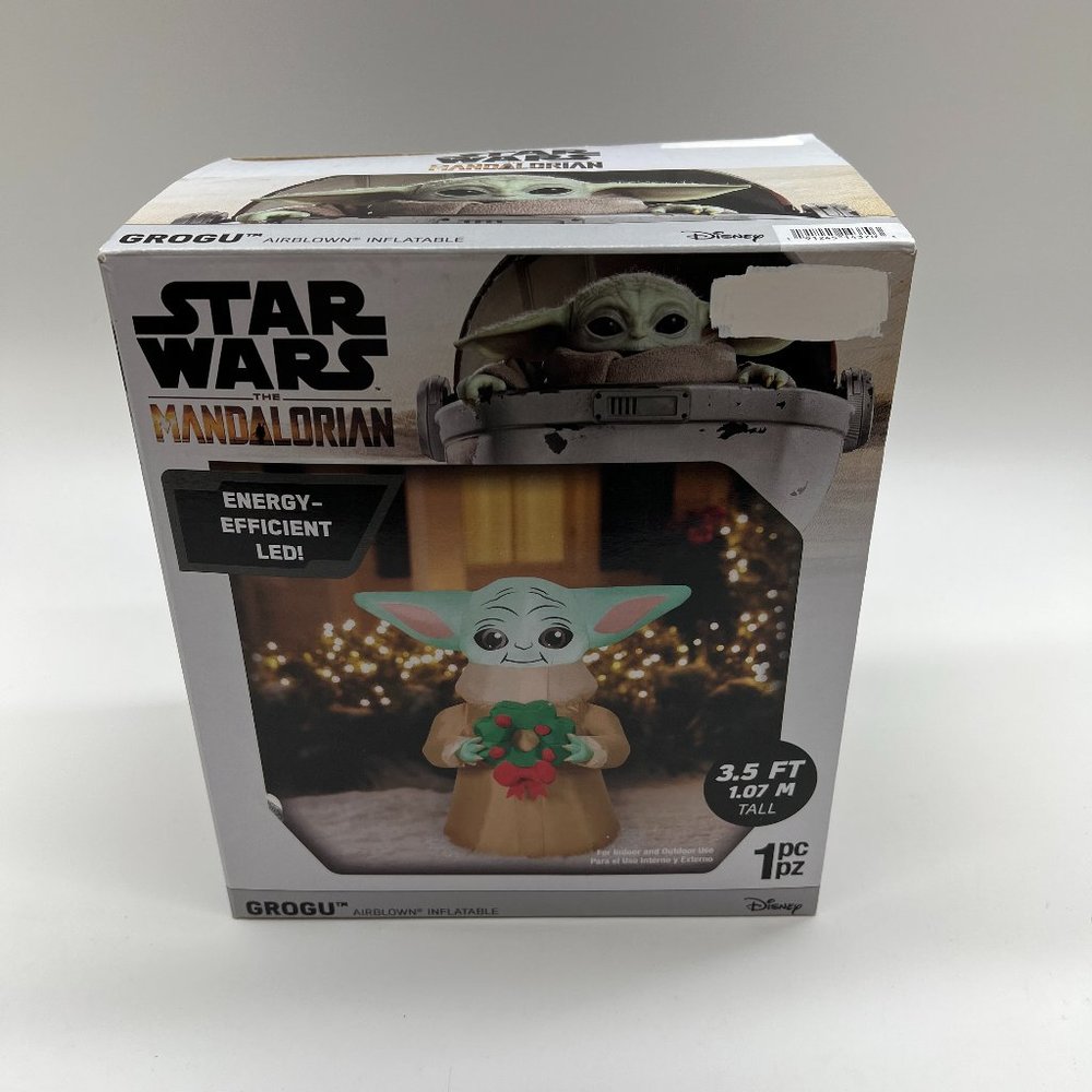 Gemmy Airblown Inflatable Star Wars Mandalorian Grogu Wreath Light Up 3.5' Tall
